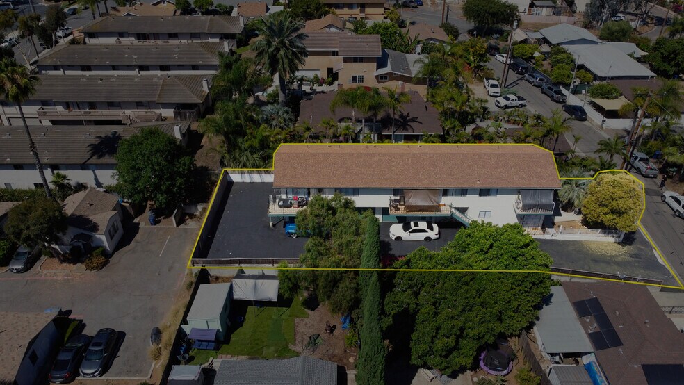 More Photos Of 327 E Orange St, Vista Apartments For Sale