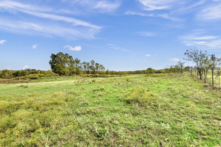 More Photos Of TBD E FM 121, Gunter Land For Sale