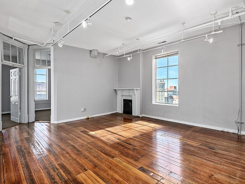 More Photos Of 9 SW Pack Sq, Asheville Office For Lease