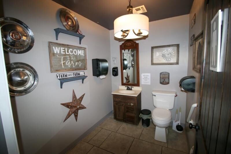 More Photos Of 100 W 4th St, Hobart Restaurant For Sale