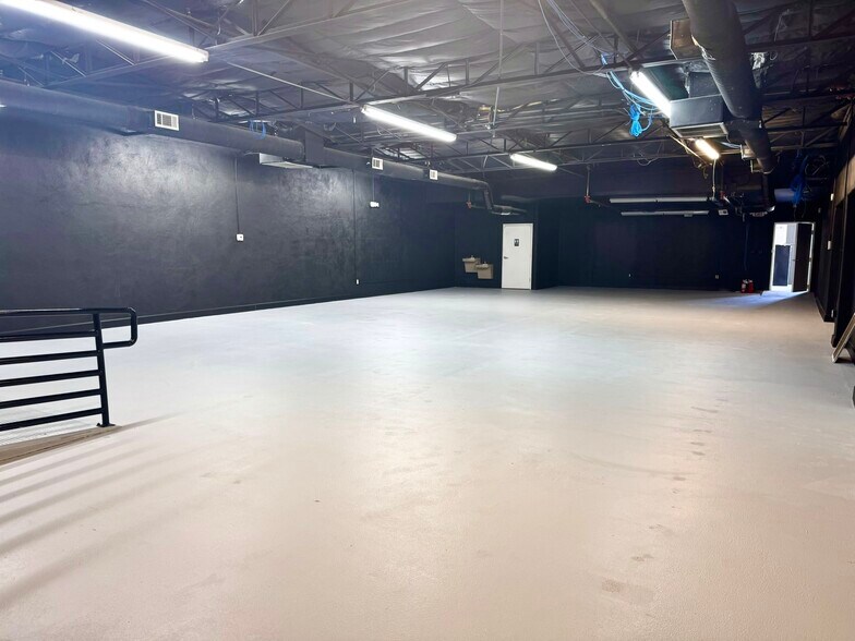 More Photos Of 1612 E Southern Ave, Phoenix Freestanding For Sale