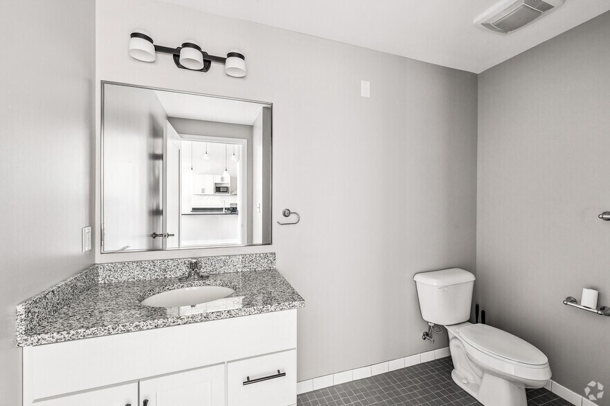 More Photos Of 811-827 Court St, Utica Apartments For Lease