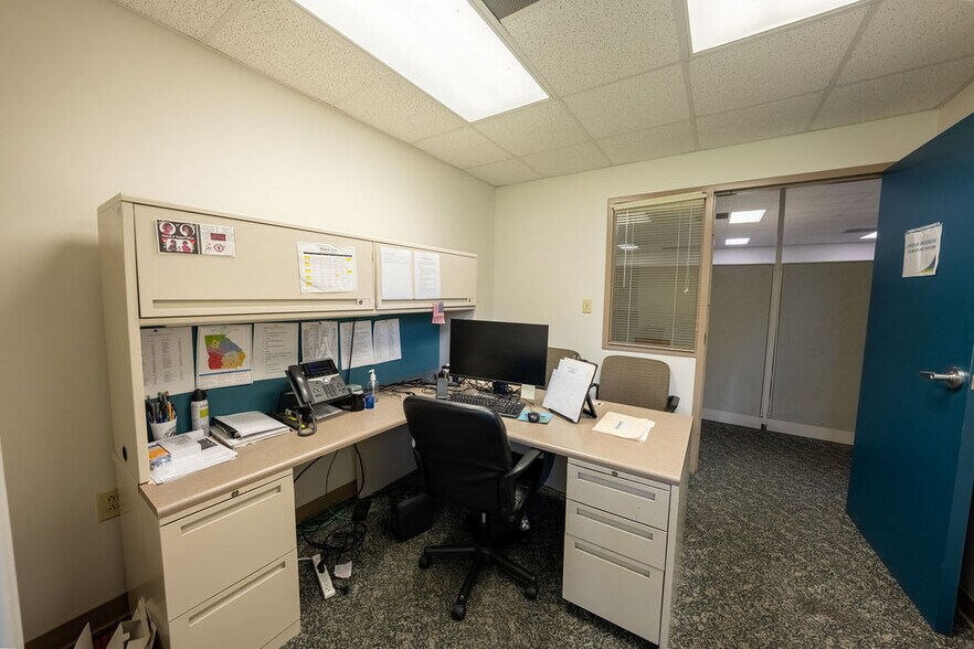 More Photos Of 96 Cohen Walker Dr, Warner Robins Medical For Sale