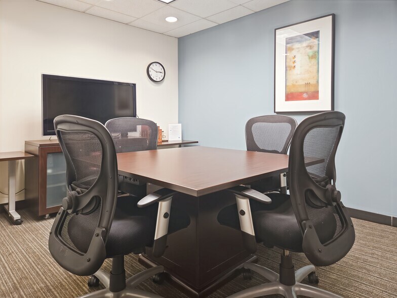 More Photos Of 2001 US Highway 46, Parsippany Coworking Space