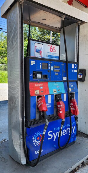 More Photos Of 4239 Boonsboro Rd, Lynchburg Service Station For Sale