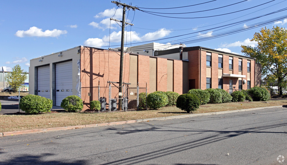 Primary Photo Of 85 Kero Rd, Carlstadt Manufacturing For Lease