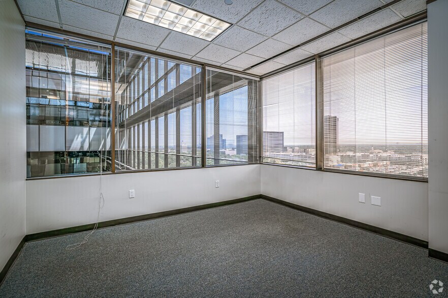 Photo of 11st Floor Ste 1150S