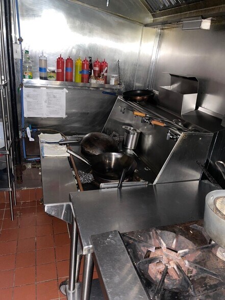 More Photos Of 126 Bala Ave, Bala Cynwyd Storefront Retail Residential For Sale