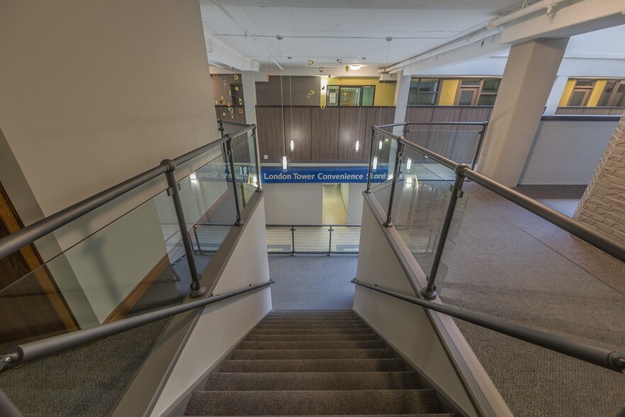 More Photos Of 379 Dundas St, London Office For Lease