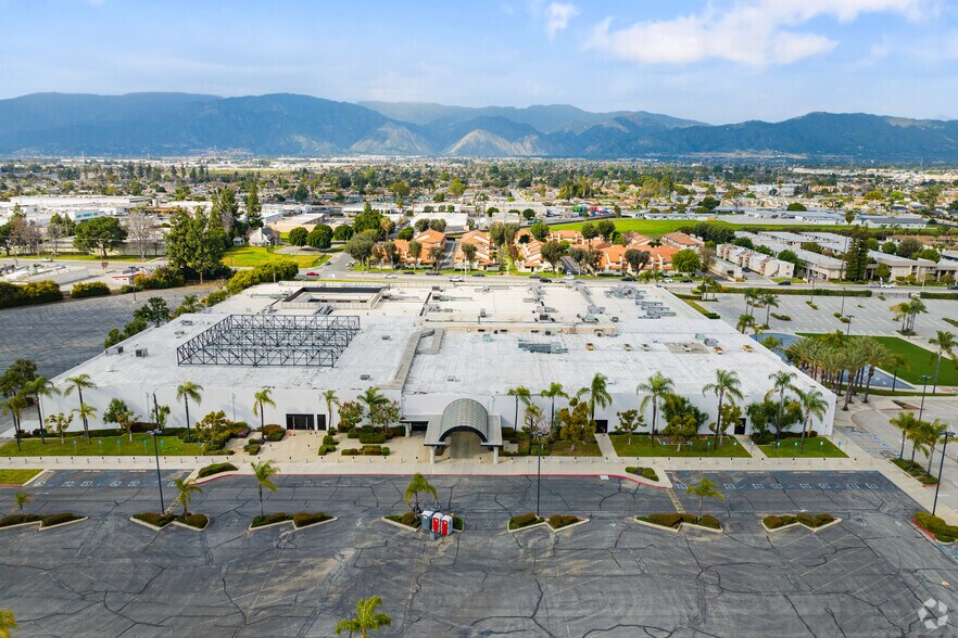 More Photos Of 1211 E Badillo St, West Covina Distribution For Lease