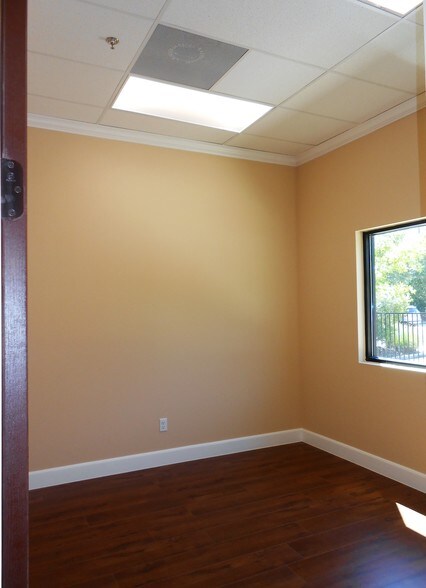 More Photos Of 150 Pine Forest Dr, Shenandoah Unknown For Lease