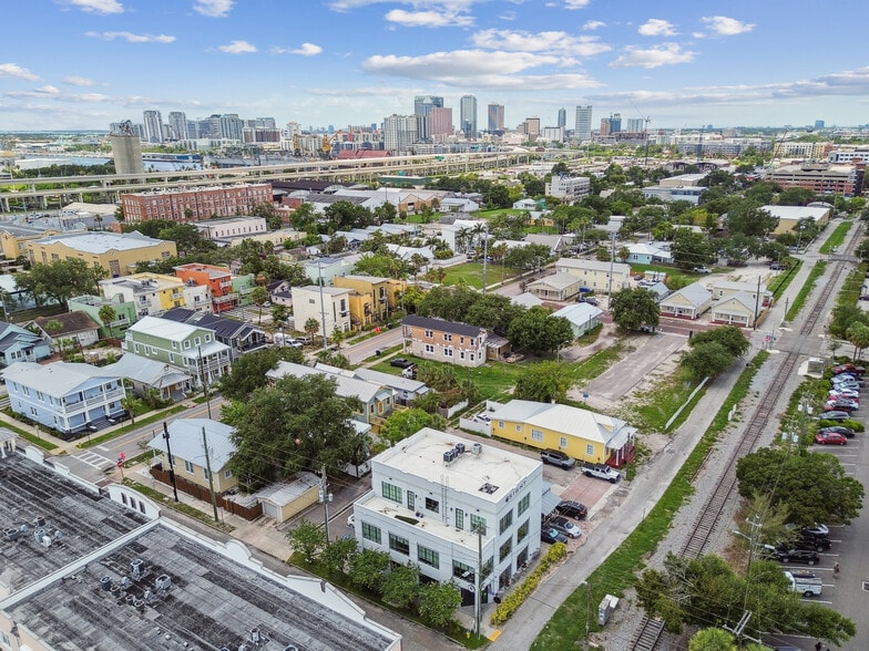 More Photos Of 1919-1925 E 6th Ave, Tampa Office For Lease