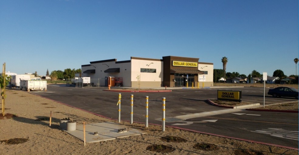 More Photos Of 155 S 19th Ave, Lemoore Freestanding For Sale