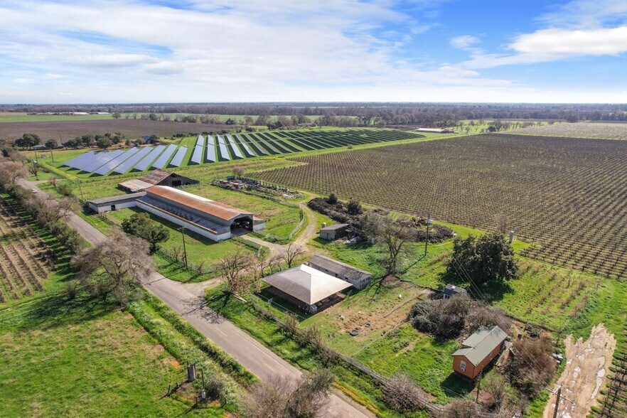 More Photos Of 9590 Kost rd, Galt Land For Sale