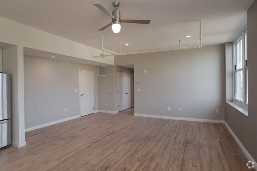 More Photos Of 2658 Scranton Rd, Cleveland Apartments For Lease