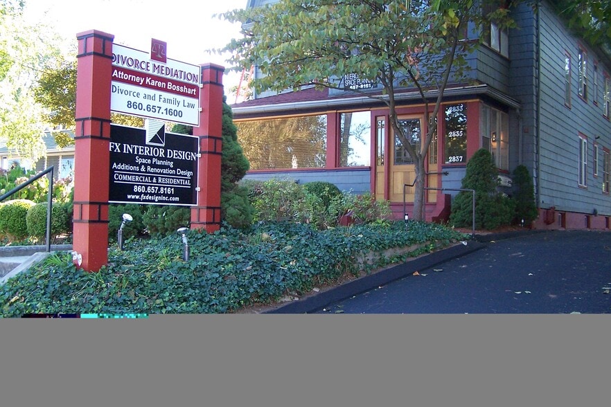 More Photos Of 2833-2837 Main St, Glastonbury Loft Creative Space For Lease