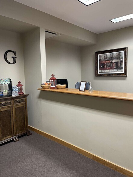 More Photos Of 228-246 Waterfall Dr, Elkhart Loft Creative Space For Sale