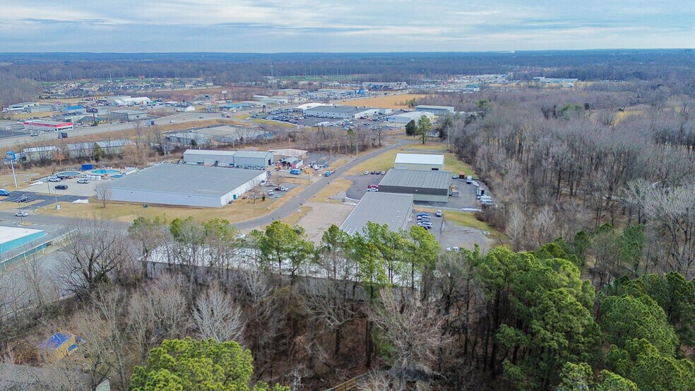 More Photos Of 3530 Park Plaza Rd, Paducah Flex For Lease