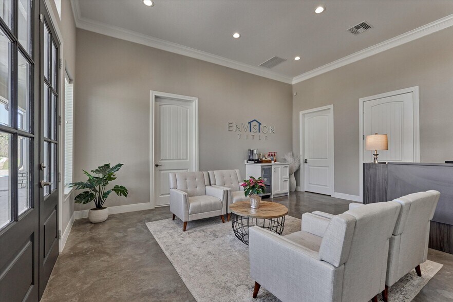 More Photos Of 1902 Longmire Road, Conroe Medical For Lease