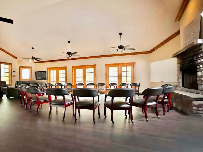 More Photos Of 375 Rainbow Ln, Midway Rehabilitation Center For Sale