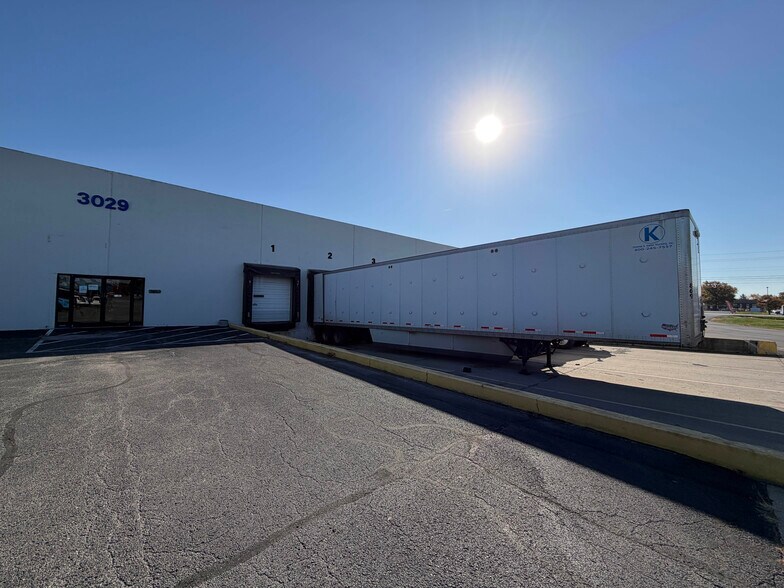 More Photos Of 3029 N Post Rd, Indianapolis Industrial For Lease