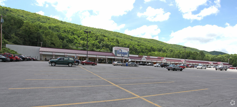 Primary Photo Of 3022 E Cumberland Rd, Bluefield Unknown For Lease