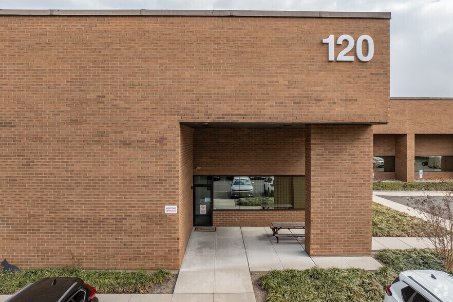 More Photos Of 120 Herrod Blvd, South Brunswick Warehouse For Lease