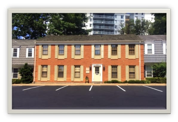 Primary Photo Of 1304 Vincent Pl, McLean Office For Lease