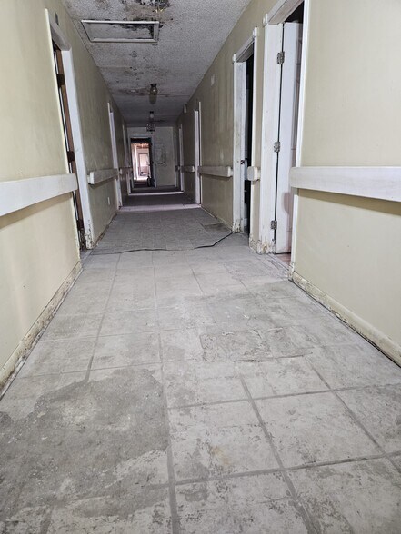 More Photos Of 11921 Caruso Dr, Panama City Assisted Living For Sale