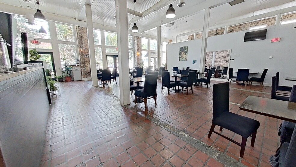 More Photos Of 337 Georgia Ave SE, Atlanta Storefront For Lease