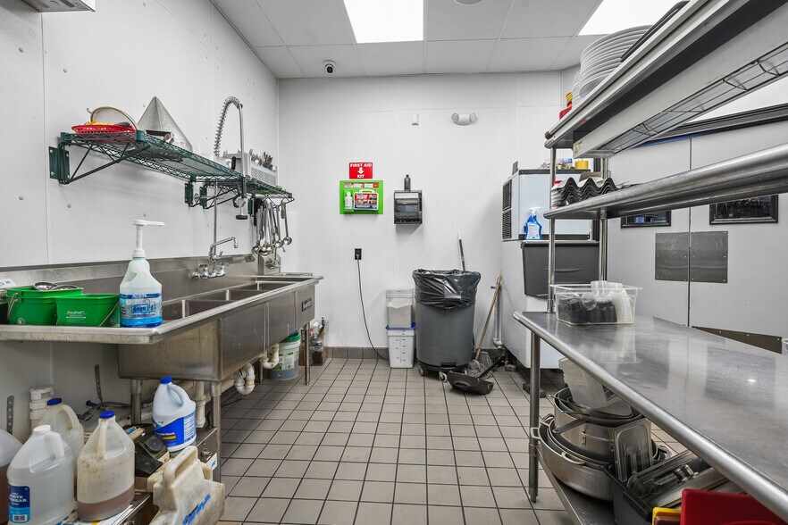 More Photos Of 1294 Chalkstone Ave, Providence Restaurant For Sale
