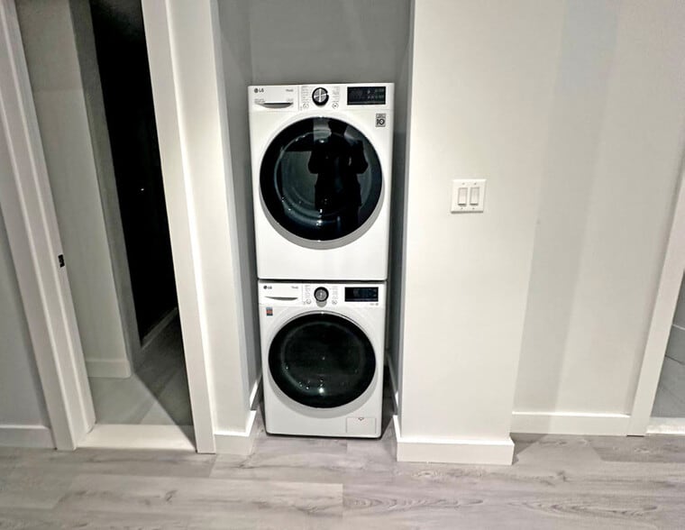 More Photos Of 146-148 W 28th St, New York Apartments For Sale