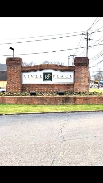 Primary Photo Of 6007 US Route 60 E, Barboursville Unknown For Lease