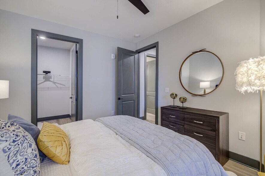 More Photos Of 352 S Walker St, Cary Apartments For Lease