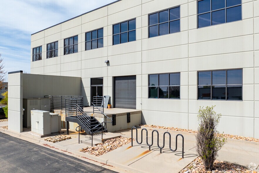 More Photos Of 2051 Dogwood St, Louisville Research And Development For Lease