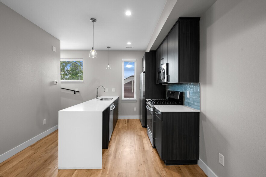 More Photos Of 5151 W 10th Ave, Denver Apartments For Sale