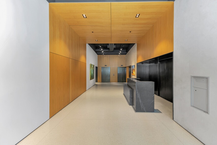 More Photos Of 145 Hudson St, New York Office Residential For Sale