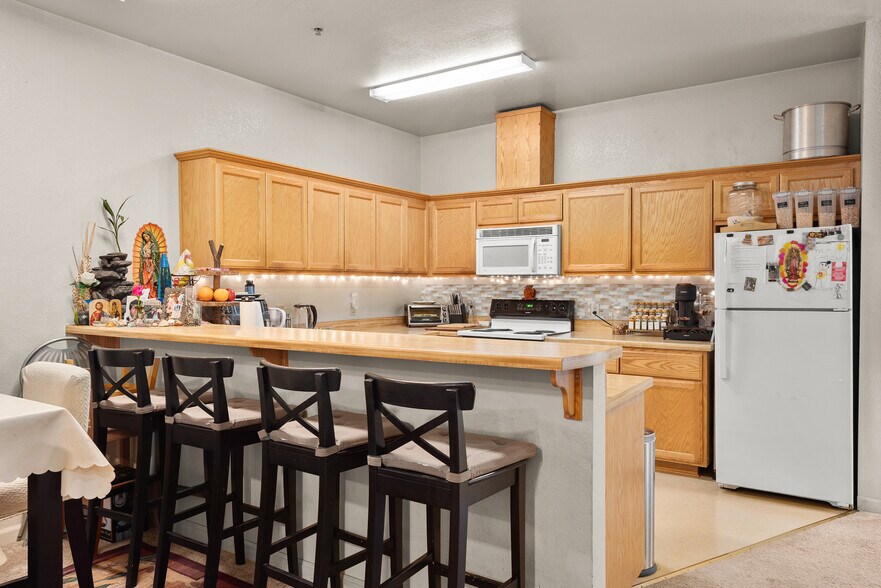 More Photos Of 45 Woodland Ave, San Rafael Apartments For Sale