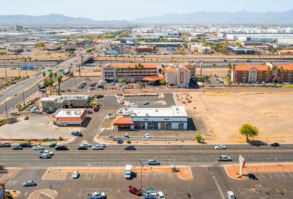 More Photos Of 5131 W Mcdowell Rd, Phoenix General Retail For Lease