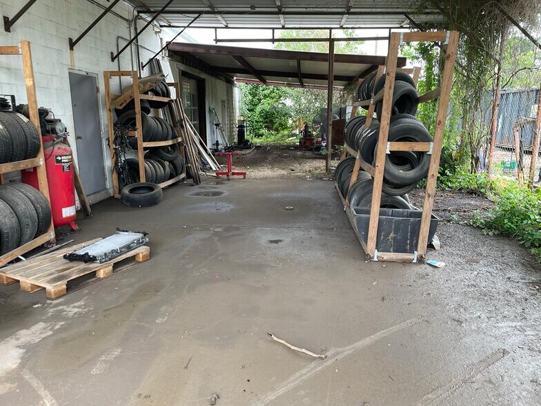 More Photos Of 2116 Fry Rd, Houston Auto Repair For Sale