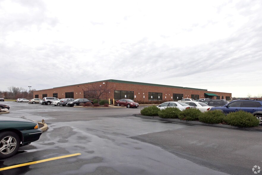 More Photos Of 2070 Little Hills Expy, Saint Charles Office For Sale