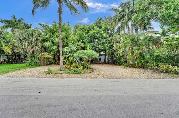 Primary Photo Of 434 NE 7th Ave, Fort Lauderdale Specialty For Sale