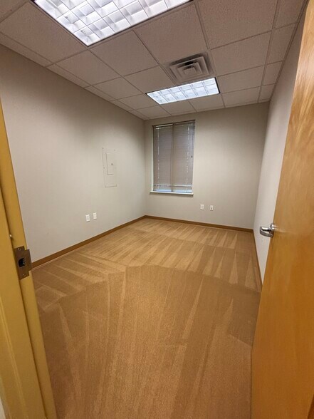 More Photos Of 10520 Ligon Mill Rd, Wake Forest Office For Lease