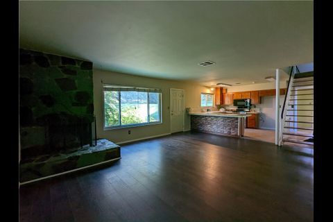 More Photos Of 470 E Crescent Ave, Redlands Specialty For Sale