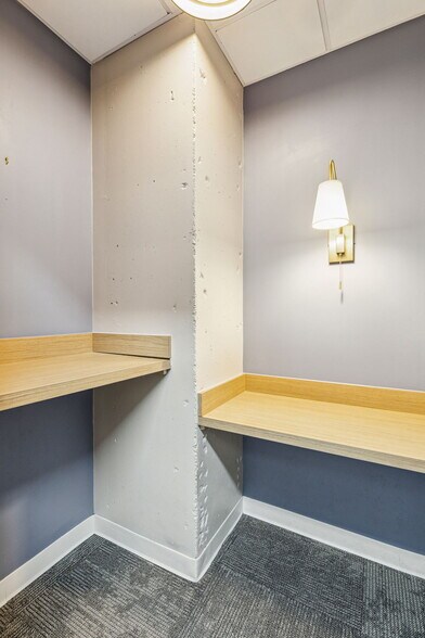 More Photos Of 5477 Glen Lakes Dr, Dallas Medical For Lease