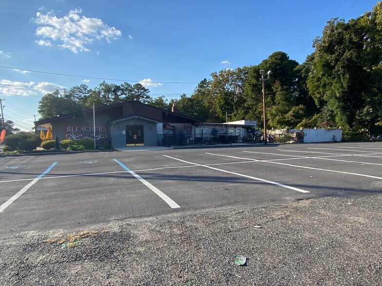 Primary Photo Of 40 E Black Horse Pike, Williamstown Bar For Sale
