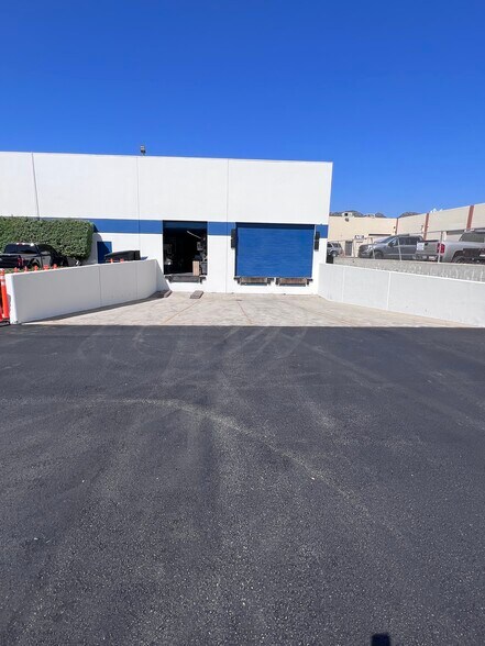 More Photos Of 9667 Owensmouth Ave, Chatsworth Warehouse For Sale