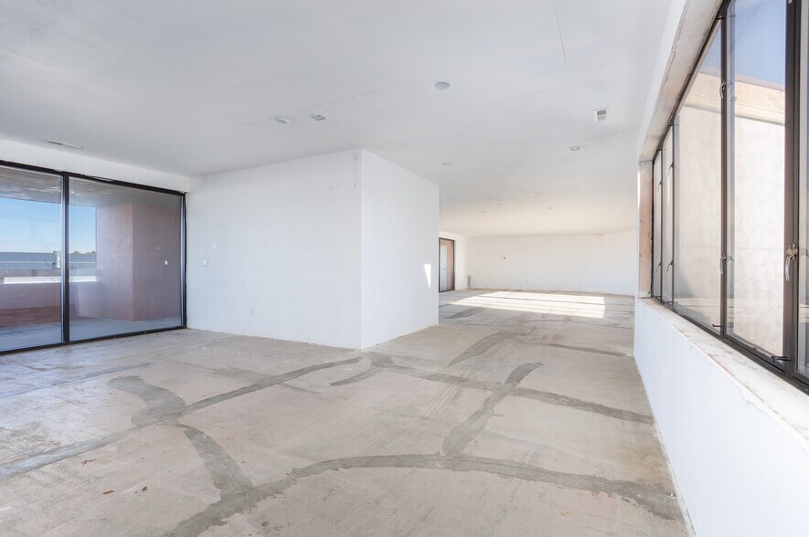 More Photos Of 10 N Washington St, Kennewick Office For Lease