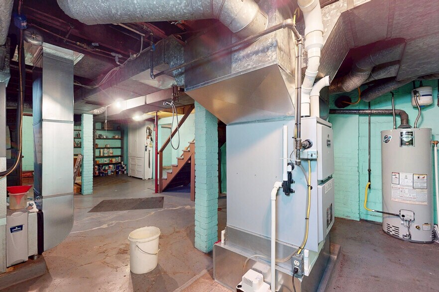 More Photos Of 3721 Main St, Weirton Funeral Home For Sale