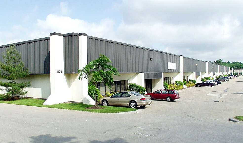 Primary Photo Of 1126 Industrial Pky N, Brunswick Warehouse For Lease